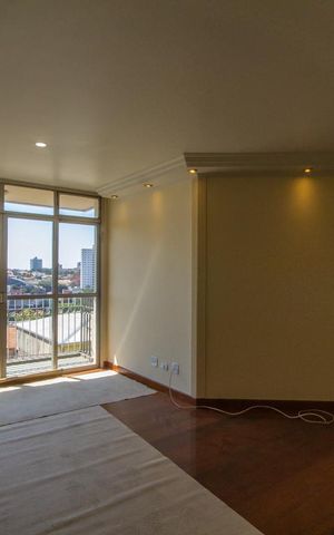 Apartamento à venda com 100m², 3 quartos e 2 vagas Apartamento à venda com 100m², 3 quartos e 2 vagasSala