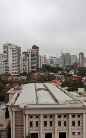 Apartamento à venda com 40m², 1 quarto e 1 vagaVista