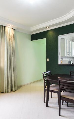 Apartamento à venda com 88m², 2 quartos e 1 vaga Apartamento à venda com 88m², 2 quartos e 1 vagaSala
