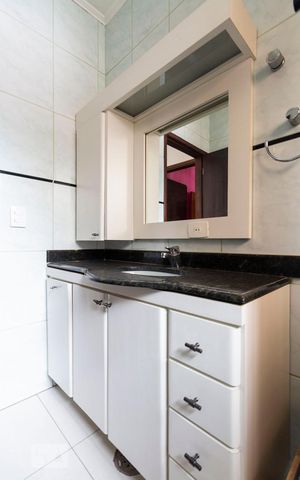 Casa à venda com 180m², 3 quartos e 2 vagasBanheiro Social