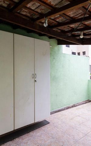Casa à venda com 180m², 3 quartos e 2 vagasTerraço
