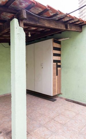 Casa à venda com 180m², 3 quartos e 2 vagasTerraço