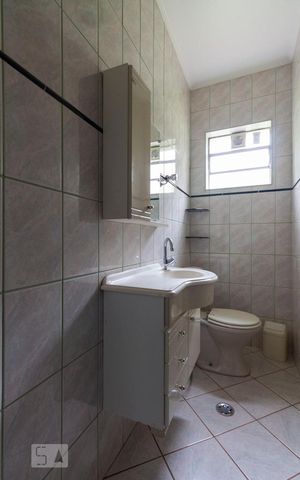 Casa à venda com 180m², 3 quartos e 2 vagasLavabo