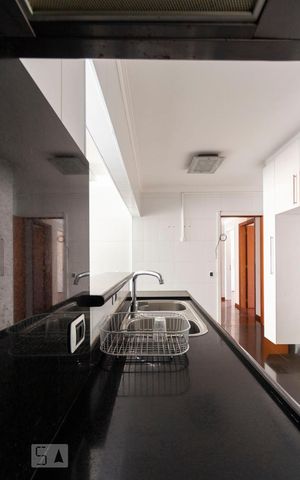 Apartamento à venda com 147m², 3 quartos e 3 vagasCozinha
