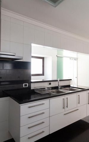 Apartamento à venda com 147m², 3 quartos e 3 vagasCozinha