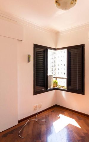 Apartamento à venda com 147m², 3 quartos e 3 vagasSuíte 2