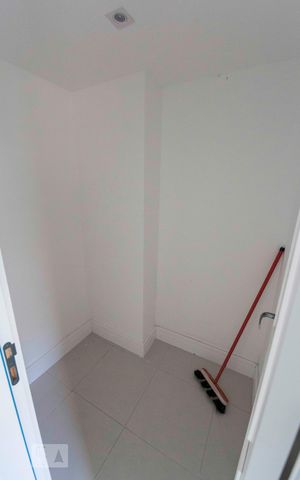 Apartamento à venda com 123m², 2 quartos e 2 vagasDespensa