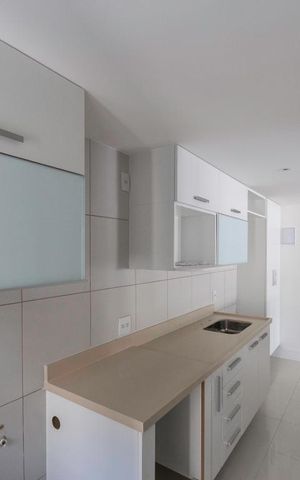 Apartamento à venda com 123m², 2 quartos e 2 vagasCozinha
