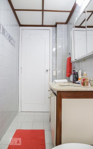 Apartamento à venda com 170m², 4 quartos e sem vaga Apartamento à venda com 170m², 4 quartos e sem vagaBanheiro 2