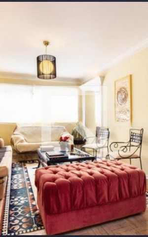 Apartamento à venda com 170m², 4 quartos e sem vaga Apartamento à venda com 170m², 4 quartos e sem vagaSala
