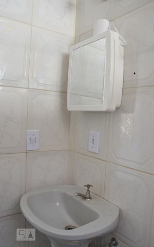 Apartamento à venda com 72m², 2 quartos e sem vagaBanheiro