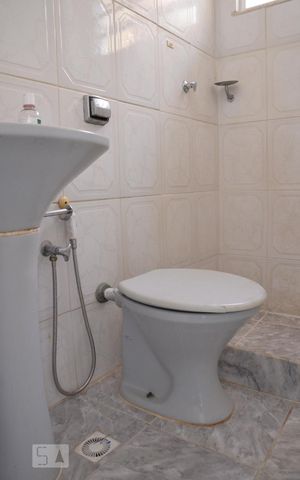 Apartamento à venda com 72m², 2 quartos e sem vagaBanheiro