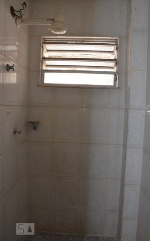 Apartamento à venda com 72m², 2 quartos e sem vagaBanheiro