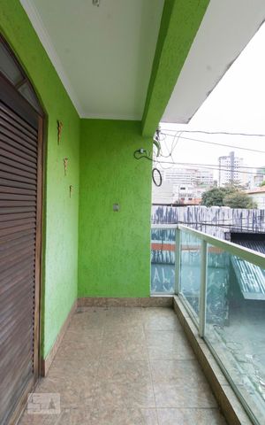 Casa à venda com 350m², 4 quartos e 1 vagaSuíte