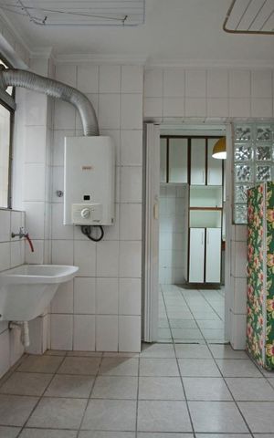 Apartamento à venda com 145m², 3 quartos e 1 vagaÁrea de Serviço