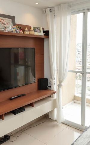 Apartamento à venda com 100m², 2 quartos e 1 vaga Apartamento à venda com 100m², 2 quartos e 1 vagaSala