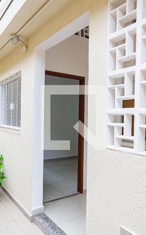 Apartamento para alugar com 42m², 1 quarto e sem vaga Apartamento para alugar com 42m², 1 quarto e sem vagaEntrada