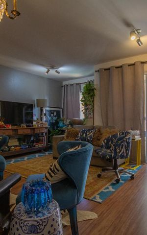 Apartamento para alugar com 78m², 2 quartos e 1 vaga Apartamento para alugar com 78m², 2 quartos e 1 vagaSala