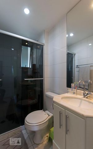 Apartamento à venda com 65m², 3 quartos e 2 vagasBanheiro social