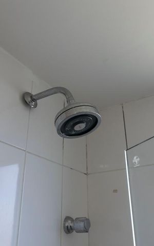 Apartamento à venda com 65m², 3 quartos e 2 vagasQuarto 3 - Suíte/ Banheiro (Chuveiro)