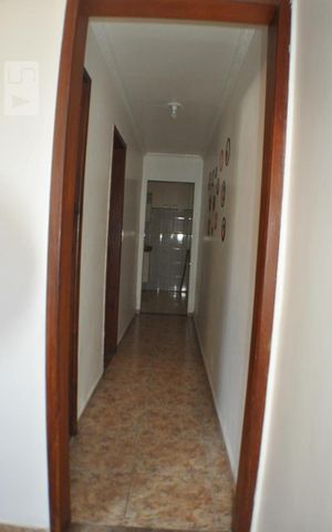 Casa de condomínio à venda com 220m², 4 quartos e sem vagaCorredor