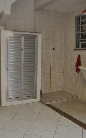 Casa de condomínio à venda com 220m², 4 quartos e sem vagaÁrea de Serviço