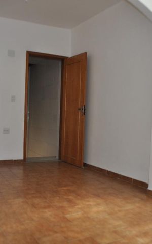 Casa de condomínio à venda com 220m², 4 quartos e sem vagaQuarto Quarto