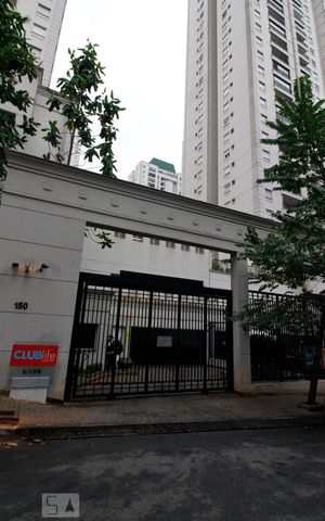 Apartamento à venda com 70m², 3 quartos e 1 vagaFachada