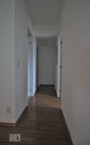 Apartamento à venda com 70m², 3 quartos e 1 vagaCorredor