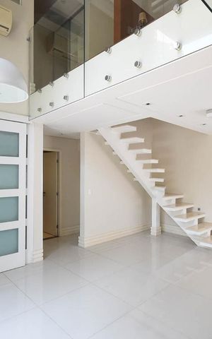 Apartamento à venda com 84m², 1 quarto e 2 vagas Apartamento à venda com 84m², 1 quarto e 2 vagasSala
