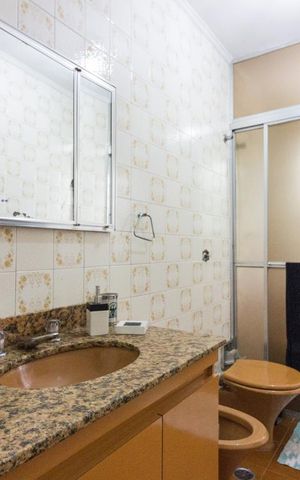 Casa à venda com 197m², 4 quartos e 2 vagasBanheiro Suite