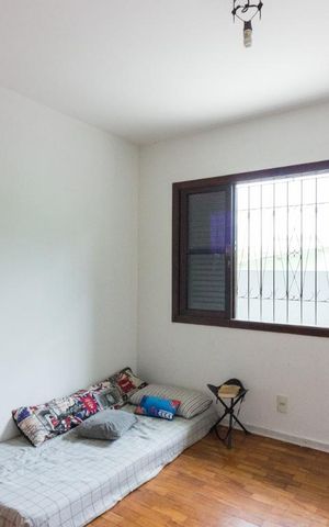 Casa à venda com 197m², 4 quartos e 2 vagasQuarto 3