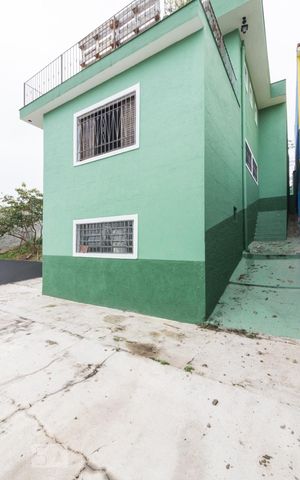 Casa à venda com 197m², 4 quartos e 2 vagasArea Externa