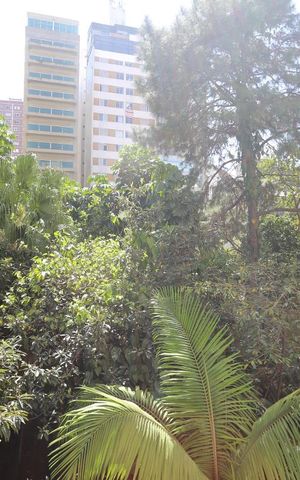 Apartamento à venda com 160m², 4 quartos e sem vagaVista da Varanda