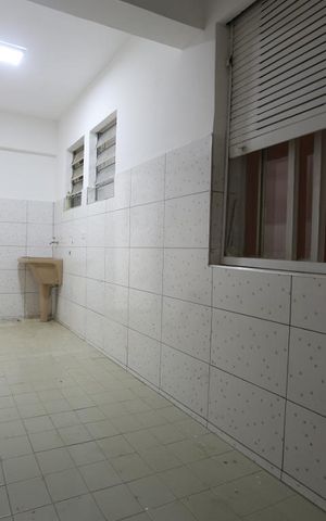 Apartamento à venda com 160m², 4 quartos e sem vagaArea de Serviços