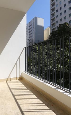 Apartamento à venda com 160m², 4 quartos e sem vagaVaranda