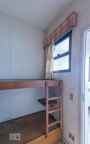 Apartamento à venda com 332m², 5 quartos e 3 vagas Apartamento à venda com 332m², 5 quartos e 3 vagasQuarto de Serviço