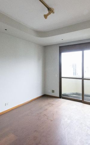 Apartamento à venda com 332m², 5 quartos e 3 vagas Apartamento à venda com 332m², 5 quartos e 3 vagasSuíte