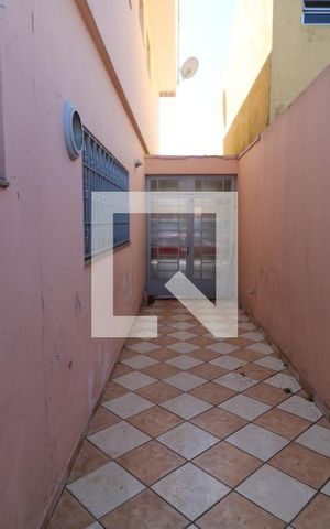 Casa à venda com 160m², 3 quartos e 2 vagasCorredor