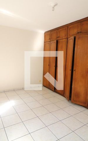 Casa à venda com 160m², 3 quartos e 2 vagasQuarto