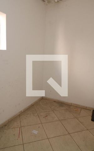 Casa à venda com 160m², 3 quartos e 2 vagasQuarto de Serviço