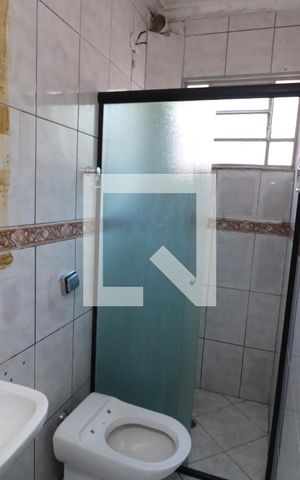 Casa à venda com 160m², 3 quartos e 2 vagasBanheiro
