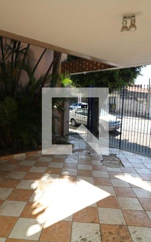 Casa à venda com 160m², 3 quartos e 2 vagasGaragem