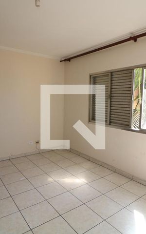 Casa à venda com 160m², 3 quartos e 2 vagasQuarto