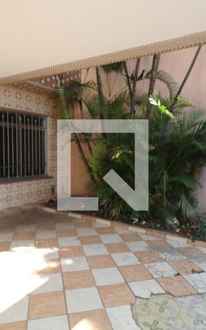 Casa à venda com 160m², 3 quartos e 2 vagasGaragem