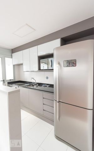 Apartamento para alugar com 90m², 1 quarto e 2 vagas Apartamento para alugar com 90m², 1 quarto e 2 vagasCozinha