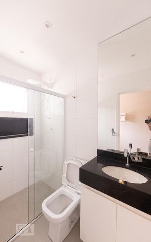 Casa para alugar com 100m², 2 quartos e 1 vaga Casa para alugar com 100m², 2 quartos e 1 vagaBanheiro Suite 2
