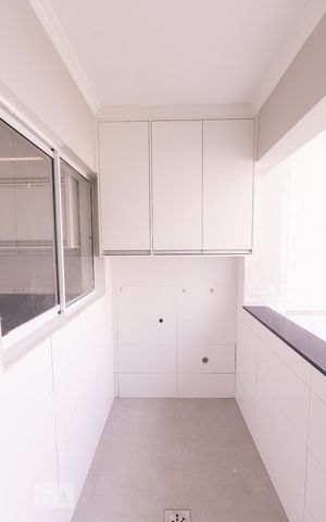 Casa para alugar com 100m², 2 quartos e 1 vaga Casa para alugar com 100m², 2 quartos e 1 vagaÁrea de Serviço