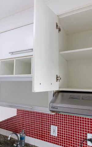 Apartamento à venda com 50m², 2 quartos e 1 vagaCozinha - armários