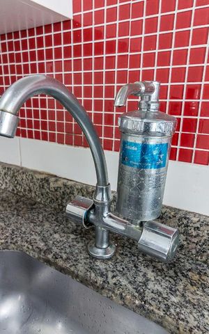 Apartamento à venda com 50m², 2 quartos e 1 vagaCozinha - torneira e filtro de água